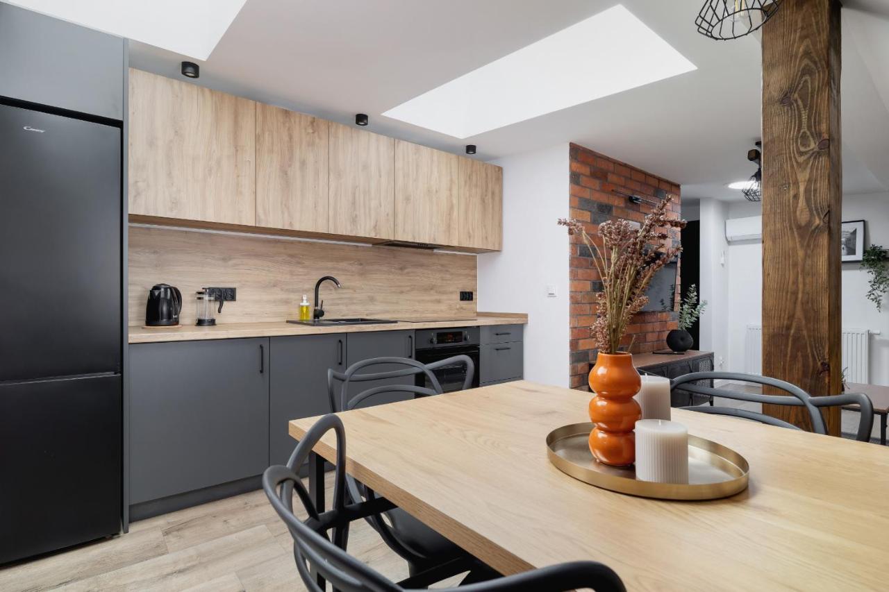 Cosy Apartments Kosciuszki Near The Main Train Station By Noclegi Renters Katowice Extérieur photo